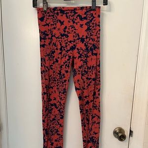Coral and navy floral leggings